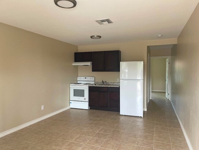 Building Photo - 4018 San Agustin Ave