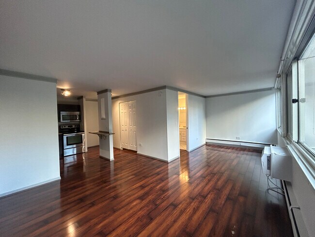 Foto del edificio - 1350 N Dearborn St