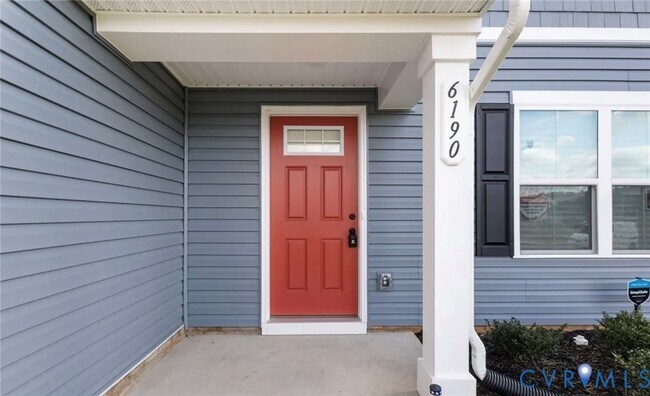 Foto del edificio - 6190 Bison Ford Dr