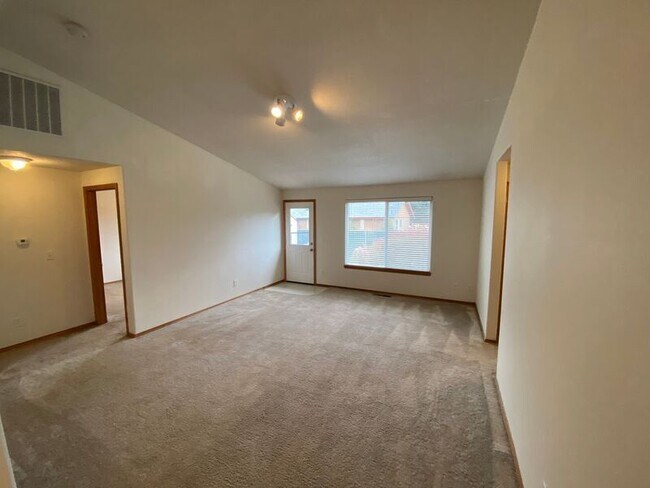 Foto del edificio - 5279 Mango Ave SE