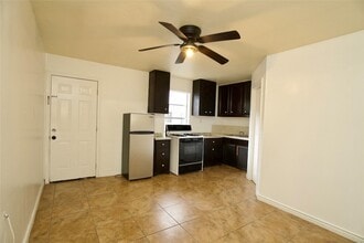 Building Photo - 6741 Ave E