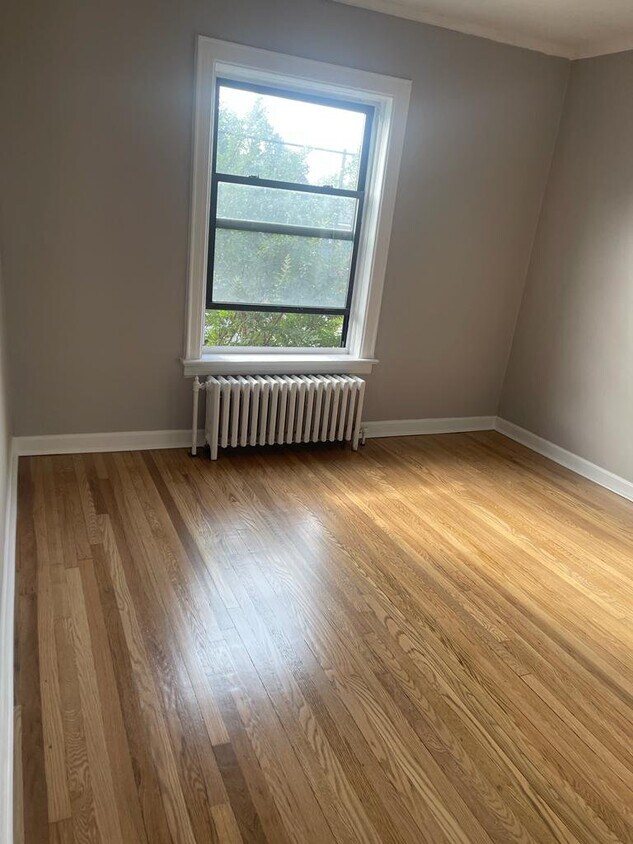 Foto del edificio - 6 Pomona Ave