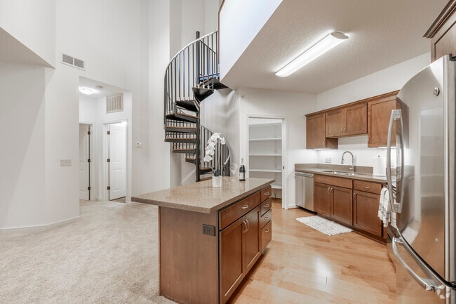 Quayside - Kitchen 2BR, 2BA - 1,700SF - Kitchen - Quayside Wayzata