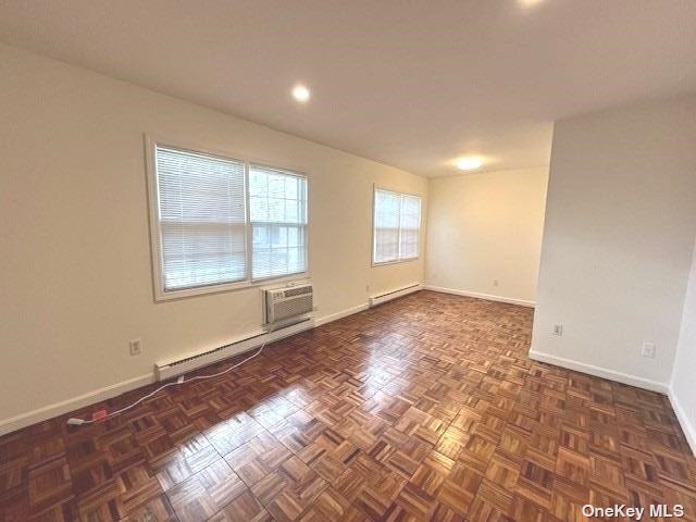 Foto del edificio - 165 Manorhaven Blvd