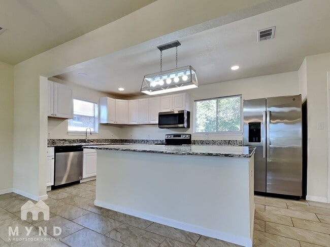 Foto del edificio - 4809 Cedar St