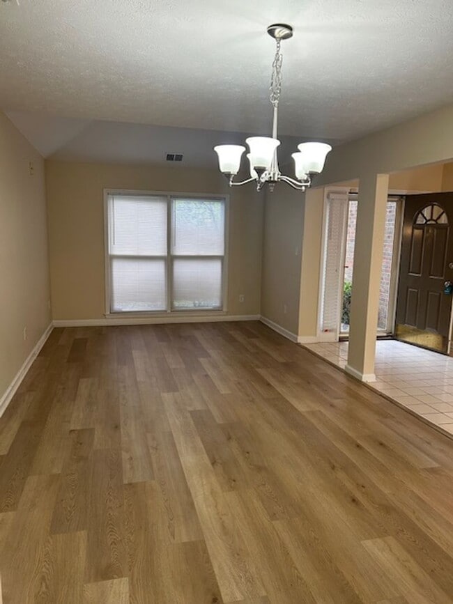 Building Photo - Spacious 2 Story In Willow Bend           ...