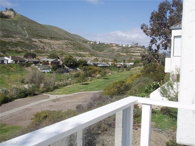 Foto del edificio - 3 br, 3 bath House - 121 Avenida Mesita # 8