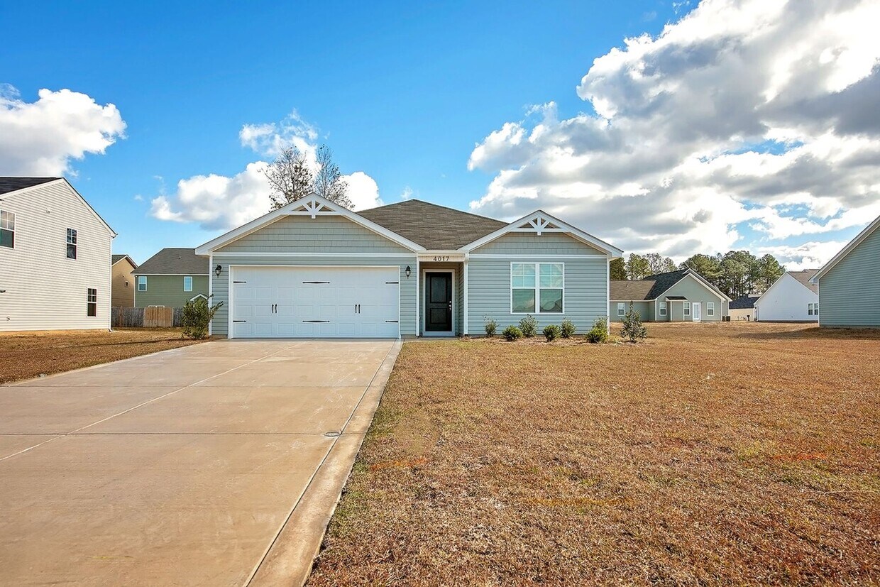 Foto principal - 4017 Racking Horse Rd