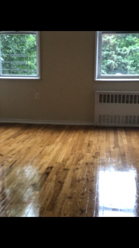 Foto del edificio - 224-10 Jamaica Ave