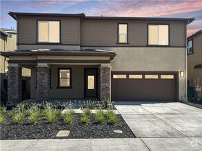 Building Photo - 140 Labrusca Dr
