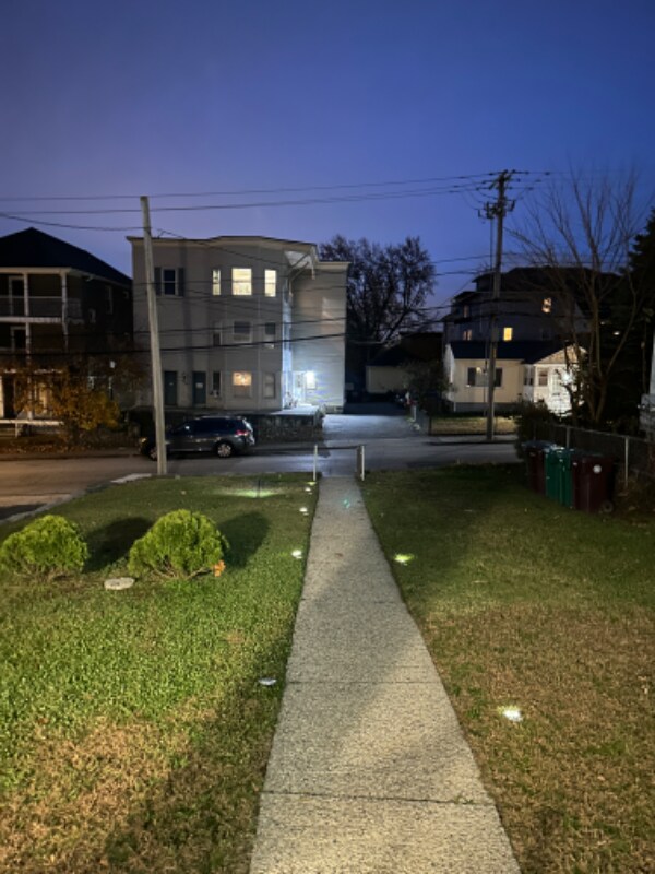 Building Photo - 428 Elm St