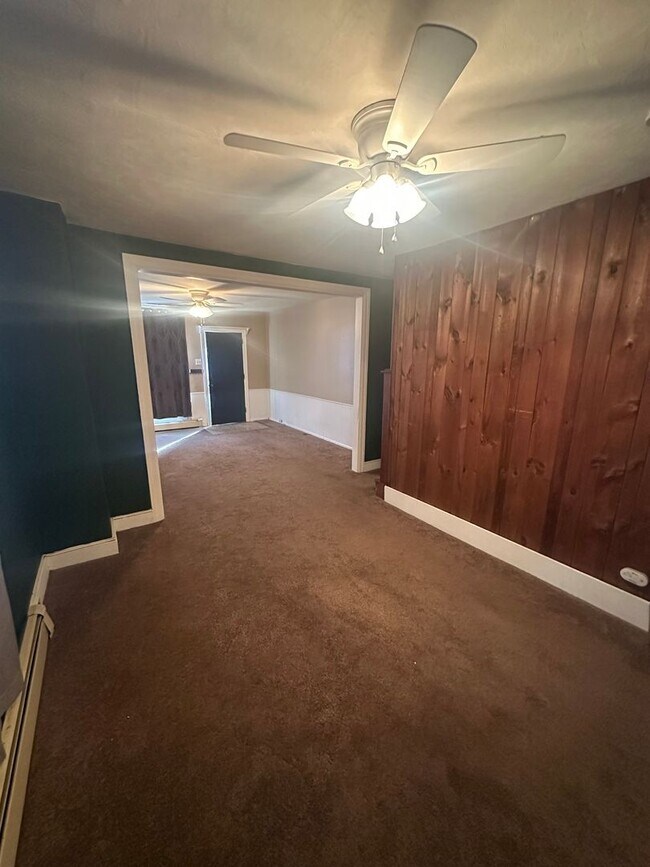 Foto del edificio - 451 Cherry St