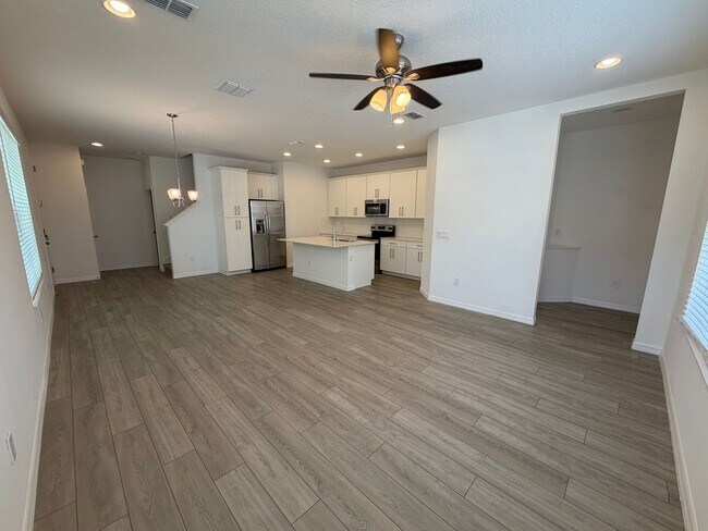 Foto del edificio - 8191 Mosaic Ln