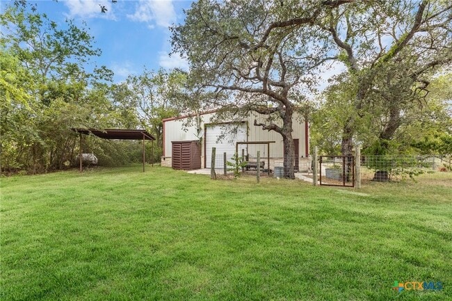 Building Photo - 218 Alexandra Ln