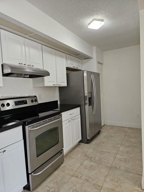 Foto del edificio - 18830 NW 57th Ave