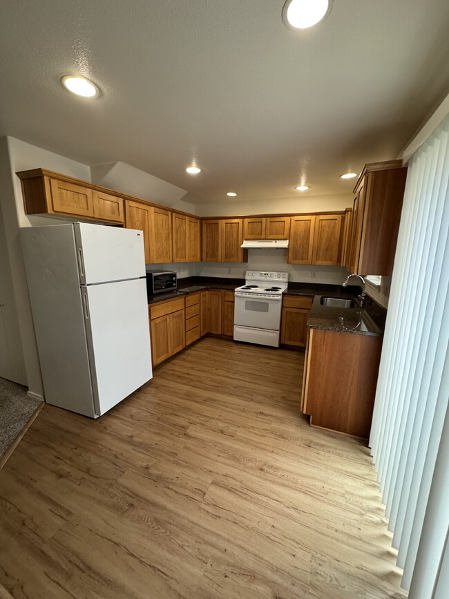 Foto del edificio - Flat Apartment in SE Portland near Mall 205
