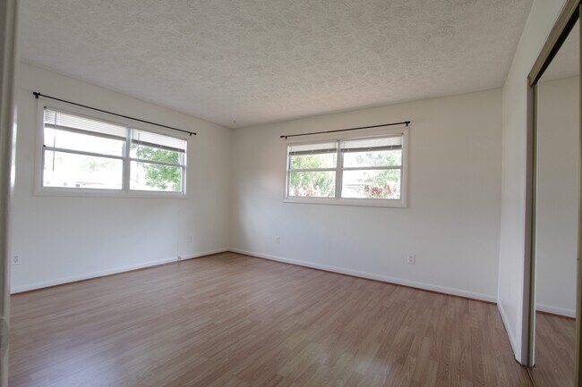 Building Photo - 212 Tennessee Ave