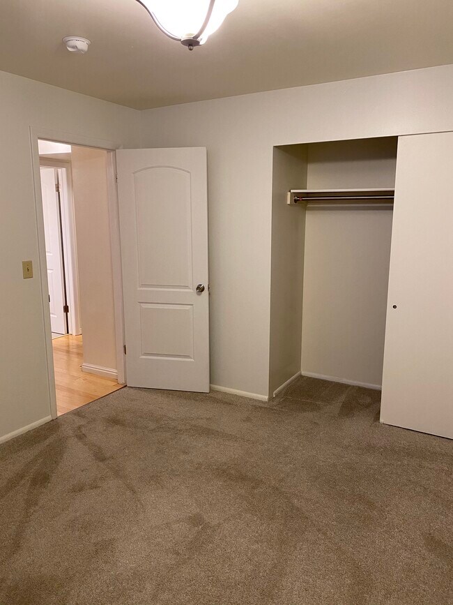Bedroom 2 - 720 E 5th Ave