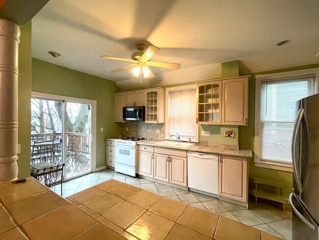 Foto del edificio - 18 Wenham St