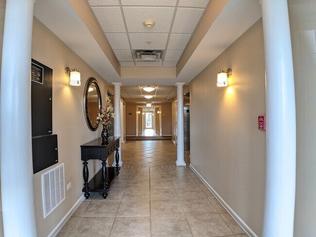 Foto del edificio - 601 W Rand Rd