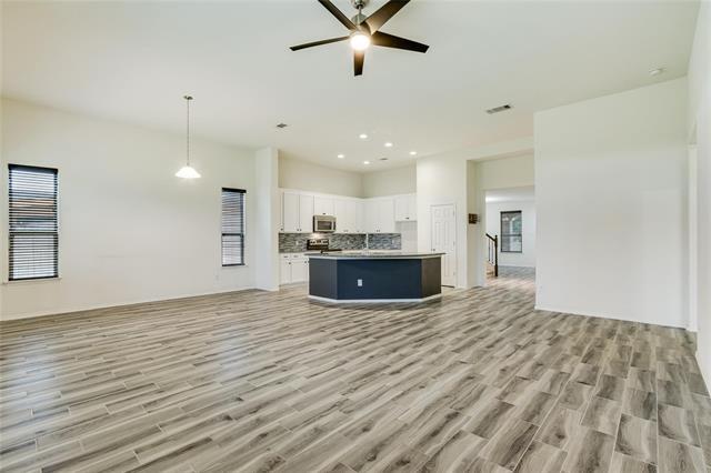 Building Photo - 8720 Stone Valley Dr