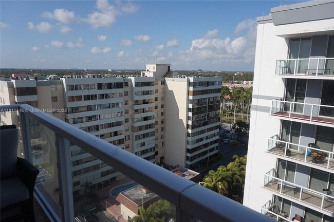 Foto del edificio - 5085 NW 7th St