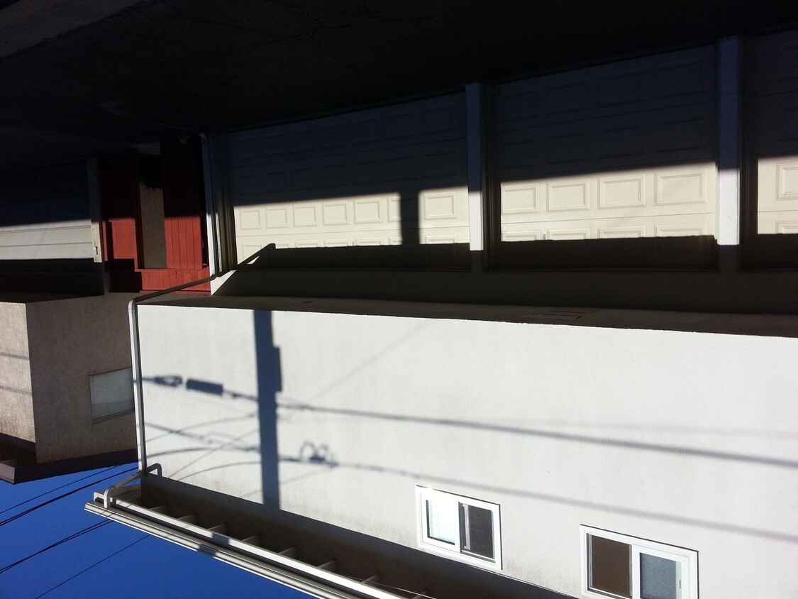 Foto principal - 21025 Wood Ave