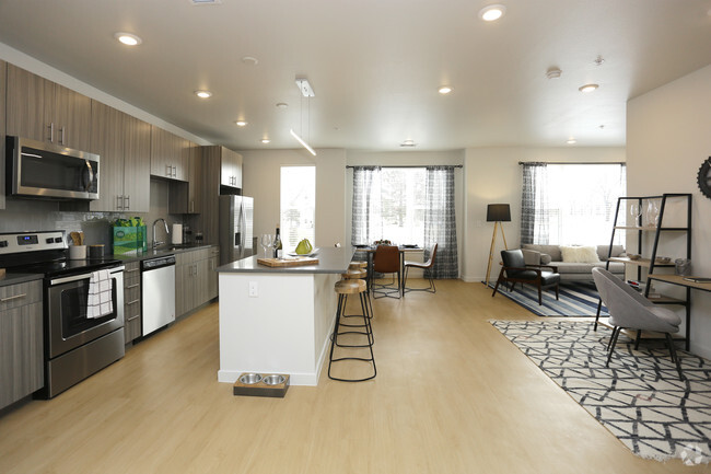 1BR, 1BA - 900 SF - Cycle Apartments