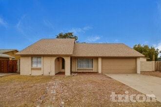 Building Photo - 3644 N 89th Ave