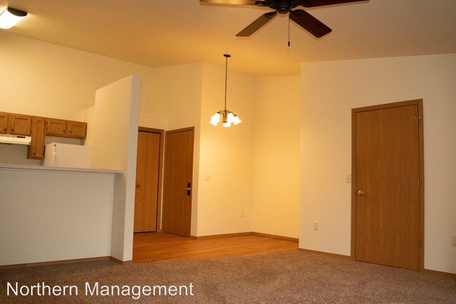 Foto del edificio - 2529-2539 Woodale Ave