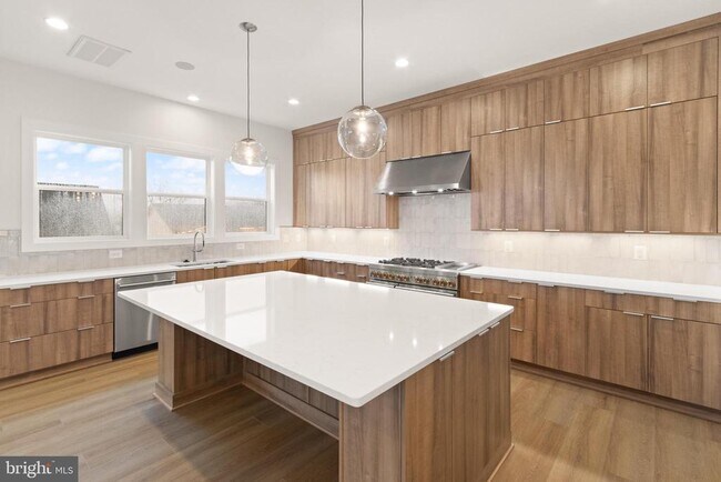 Foto del edificio - 849 N Manchester St