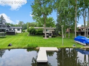 Building Photo - 5250 Bronco Dr