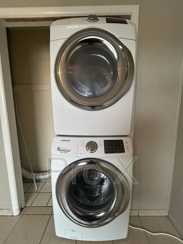 Building Photo - 1040 W Hendrix St