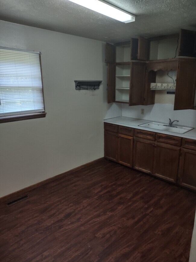 Foto del edificio - 3126 W Madison St