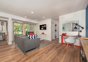 Building Photo - Cedar Place