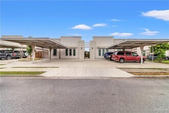 Building Photo - 1405 Alta Vista Dr