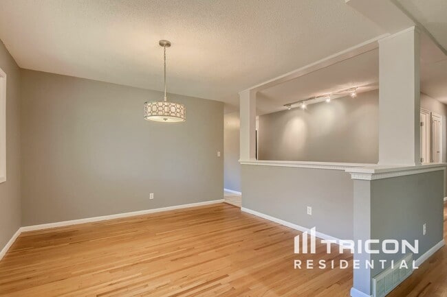Foto del edificio - 3820 Union Terrace Ln N