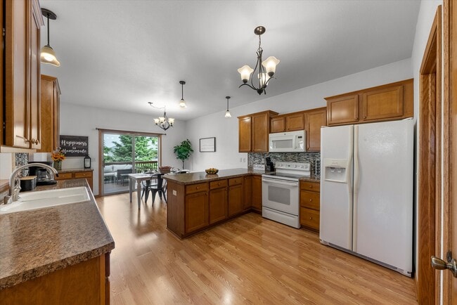 Lots of counter space - 407 Century Oak Dr
