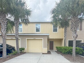 Building Photo - 12823 Buffalo Run Dr