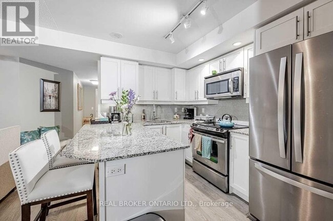 Photo du bâtiment - 65 E Liberty St