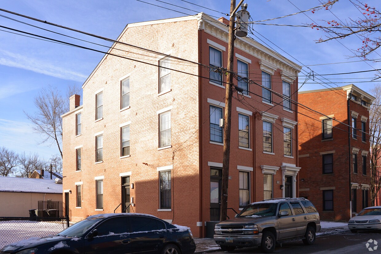 Foto del edificio - 843-845 York St