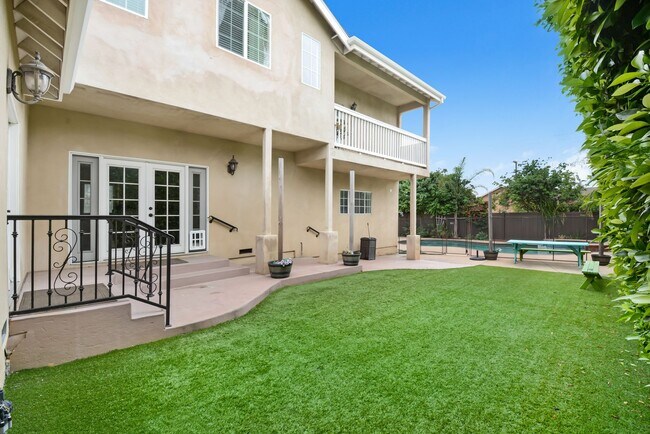 Foto del edificio - Gorgeous 3,000+ sq ft home in Glendora wit...
