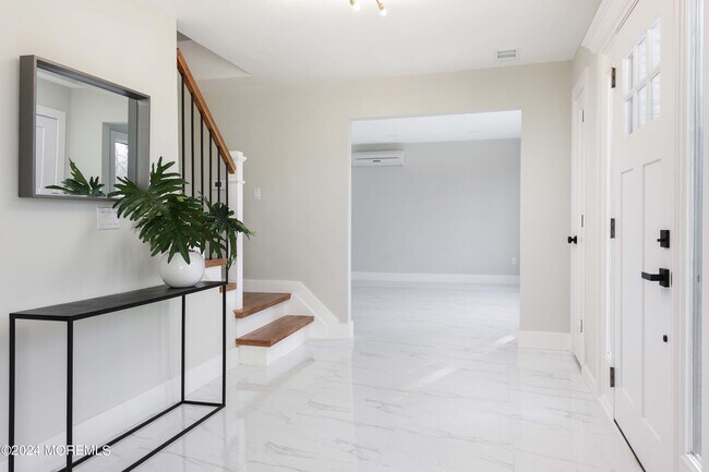Foto del edificio - 854 Brown Ct