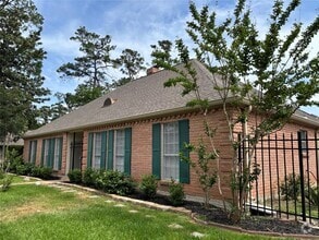 Building Photo - 12231 Beauregard Dr