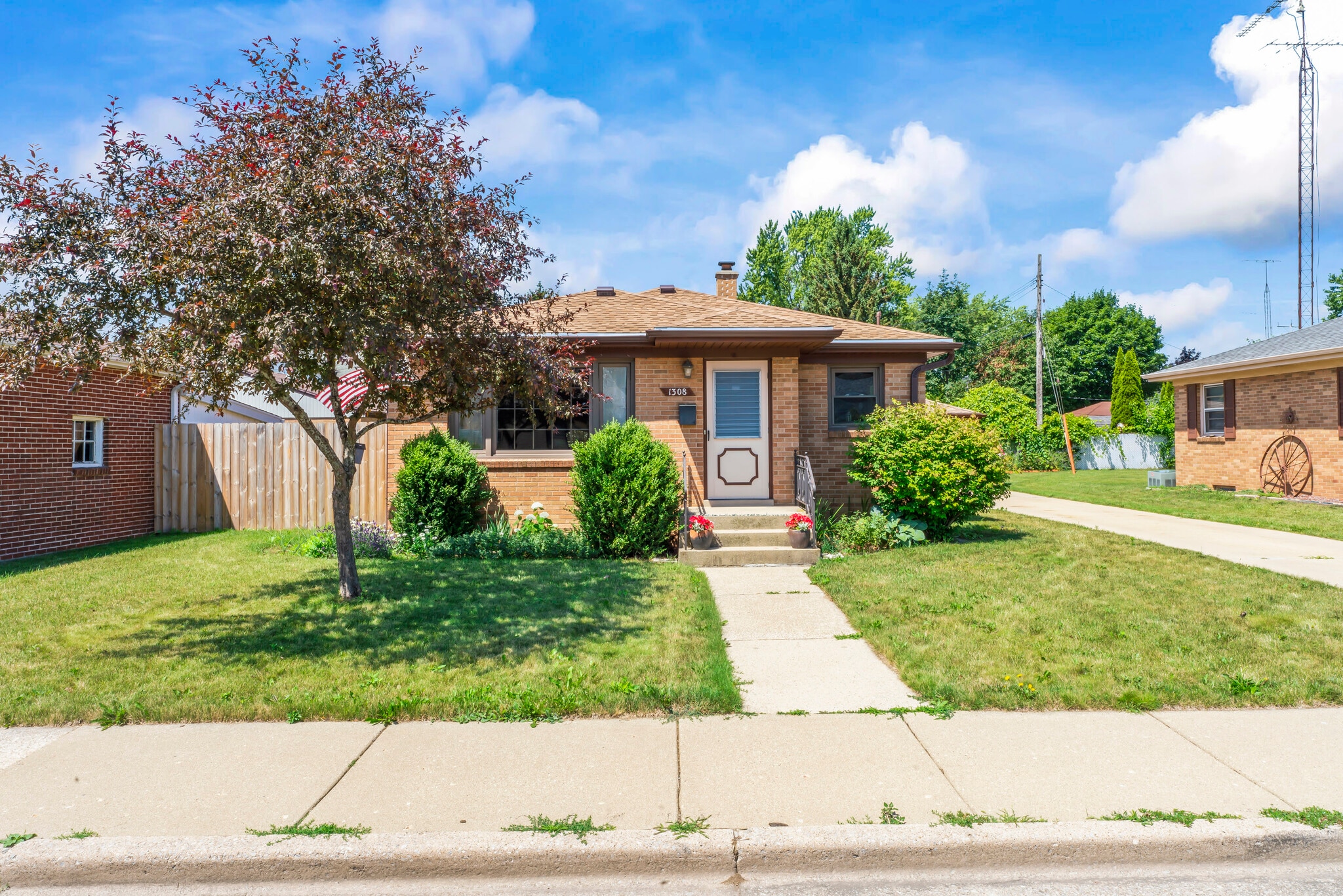 1308 Owen St, Racine, WI 53404 - House Rental in Racine, WI