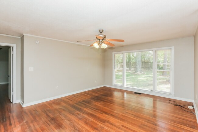 Foto del edificio - Charming 3-Bedroom Bungalow in Jackson, MS