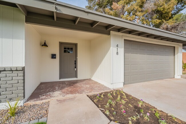 Foto del edificio - Stunning Clean Updated Home in Tempe!