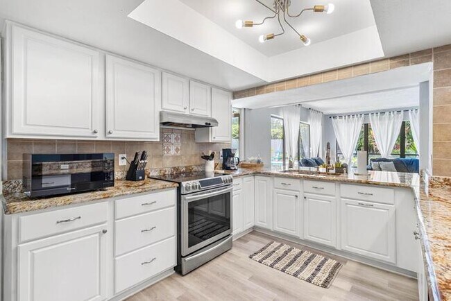 Foto del edificio - 7287 122nd Way