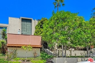 Building Photo - 11260 Overland Ave