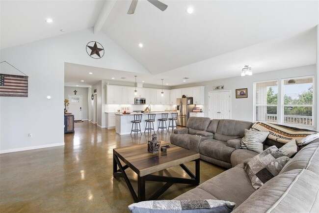 Foto del edificio - 152 Spring Hollow Trail